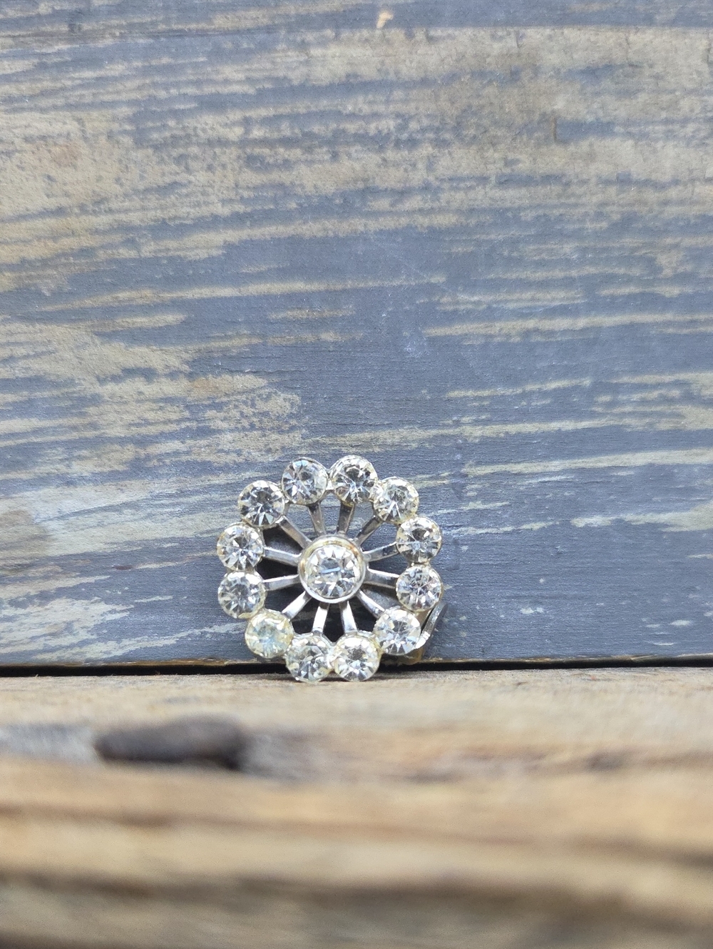Vintage Silver Tone Clear Rhinestone Flower Starburst Brooch Pin